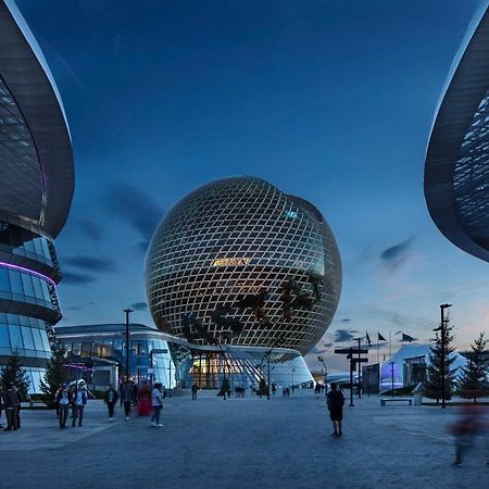 Ferienwohnung Кабанбай Батыра 58Б/7 Astana Exterior foto