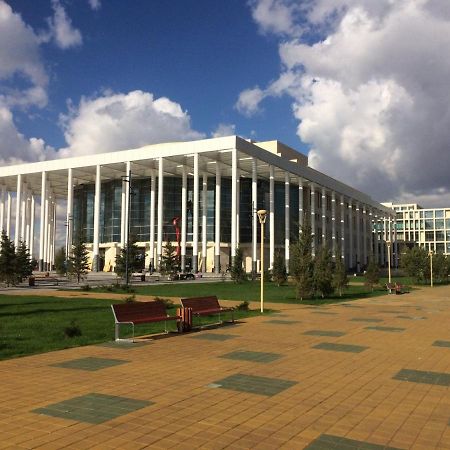 Ferienwohnung Кабанбай Батыра 58Б/7 Astana Exterior foto